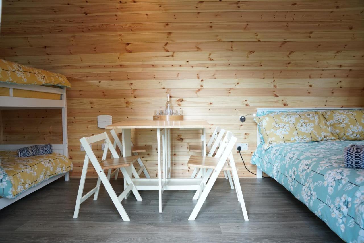 The Piggery Pod Otel Sittingbourne Dış mekan fotoğraf